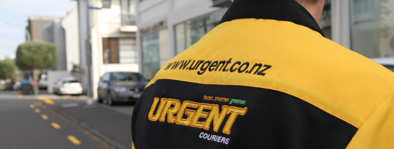 courier auckland