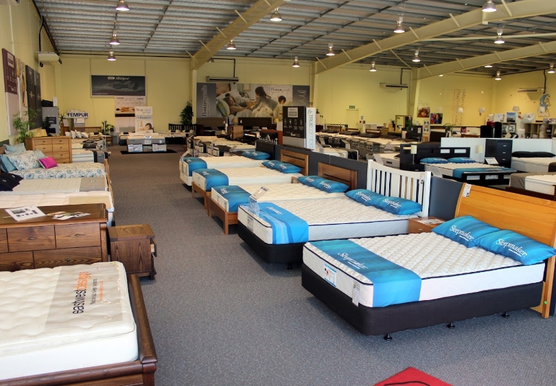 mattress store in hamilton mt