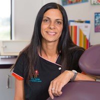 Dr Nina Vasan - Lumino The Dentists